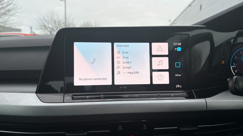 Volkswagen Golf 1.5 eTSI 150 Life 5dr DSG Petrol Hatchback